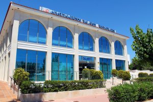 Recepción de los Apartamentos Talayot Cala en Forcat